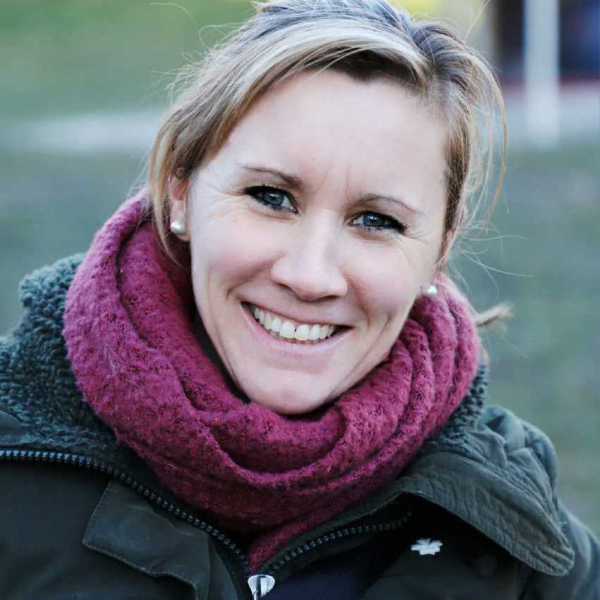 Mitarbeiterin Ute, Portrait Foto